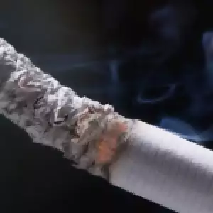 Kdo kouří, přemýšlí o životě