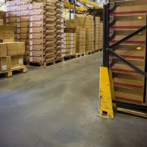 V čem spočívá skladování a logistika? Externí firma vám může ušetřit spoustu peněz a starostí
