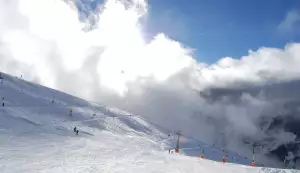 Je libo špičkové lyžování v Alpách? Víme, jak ušetřit!