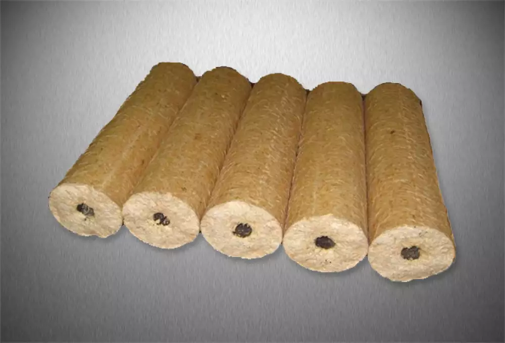 Víte, jak správně topit dřevěnými briketami?