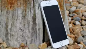 Oprava iPhone či jiného „Apple zařízení“: Kdo vám pomůže IHNED?