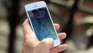 Přehřívání iPhone: Co dělat, když se váš smartphone začne vařit ve vlastní šťávě?