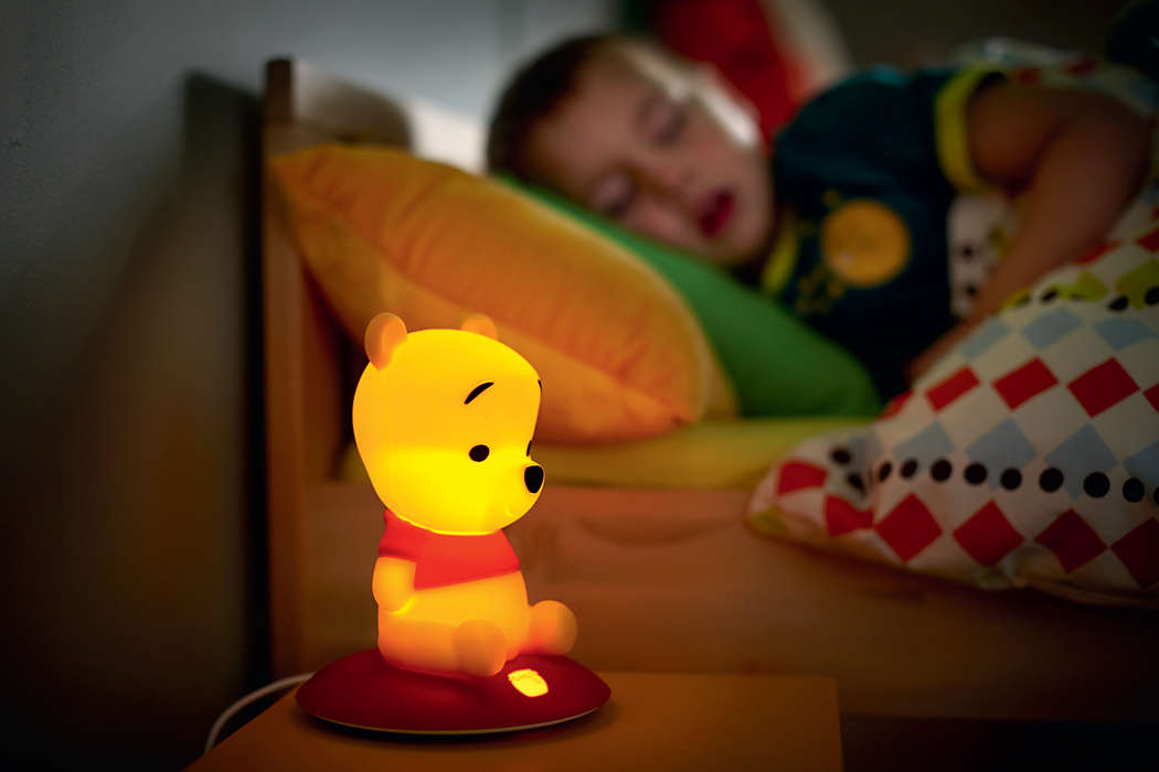 Stolní lampička pro děti - Medvídek Pů