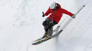 Jaké jsou typy sjezdových lyží