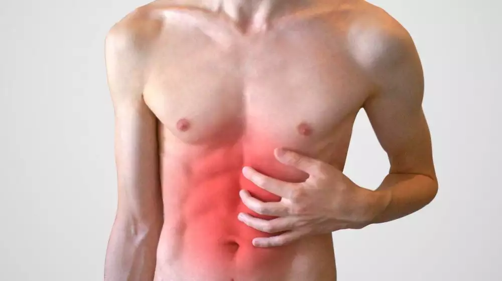 Bolest břicha: rozklíčujte ji podle příznaků